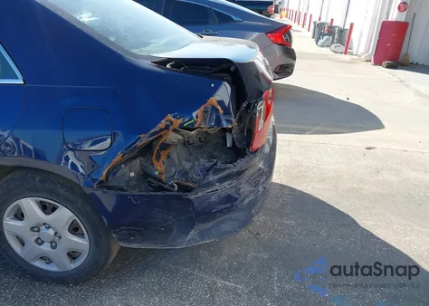 2005 Honda Accord 2.4 Lx from USA, damaged, VIN 1HGCM56495A013812